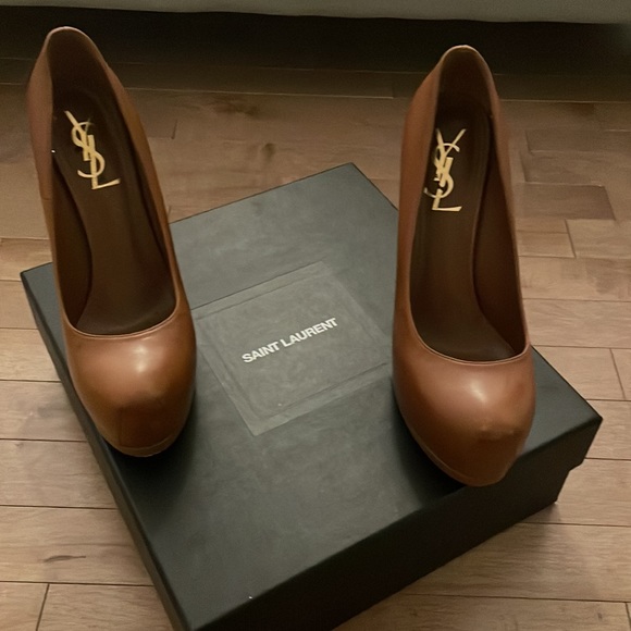 Saint Laurent classic brown pump - Picture 4 of 4